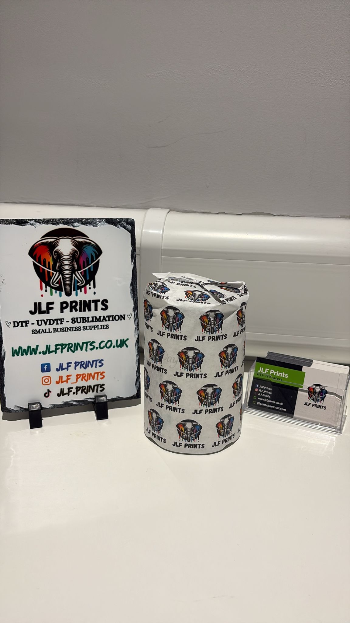 Personalised tissue paper